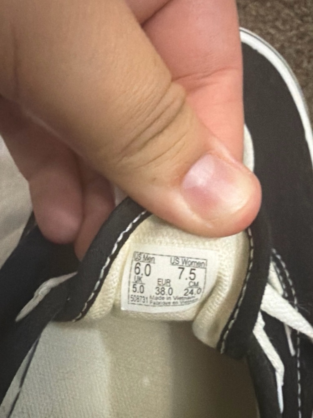 Black vans - Picture 5 of 5